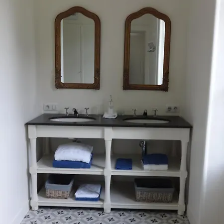 Chateau Saint Georges 3* Mauleon