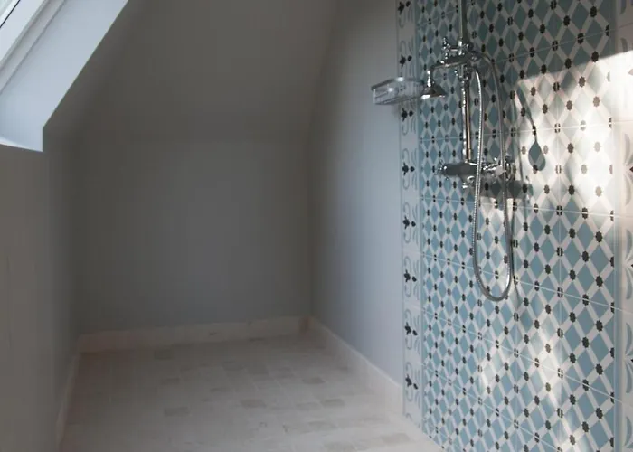 Chateau Saint Georges Couette-café 3*